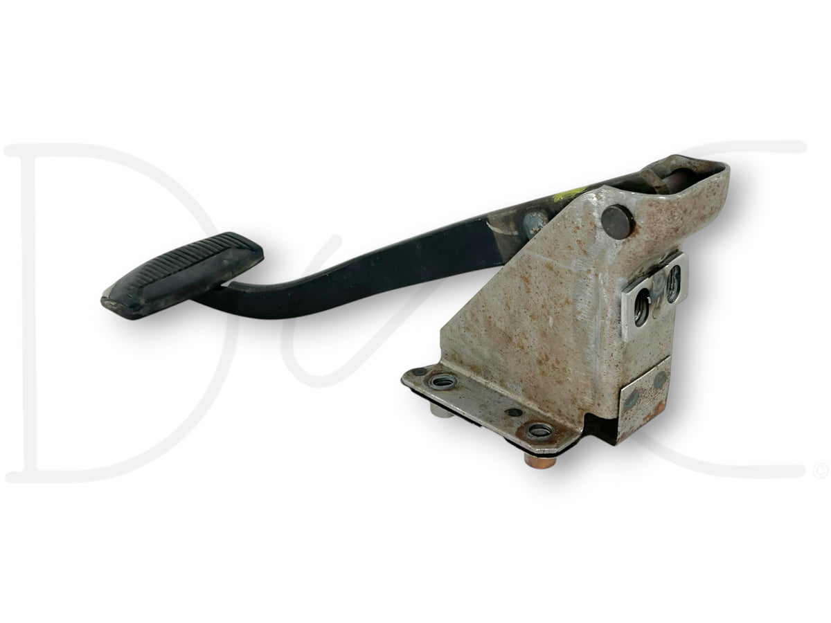 99-04 Ford F250 F350 Brake Pedal Assembly Auto Transmission OEM