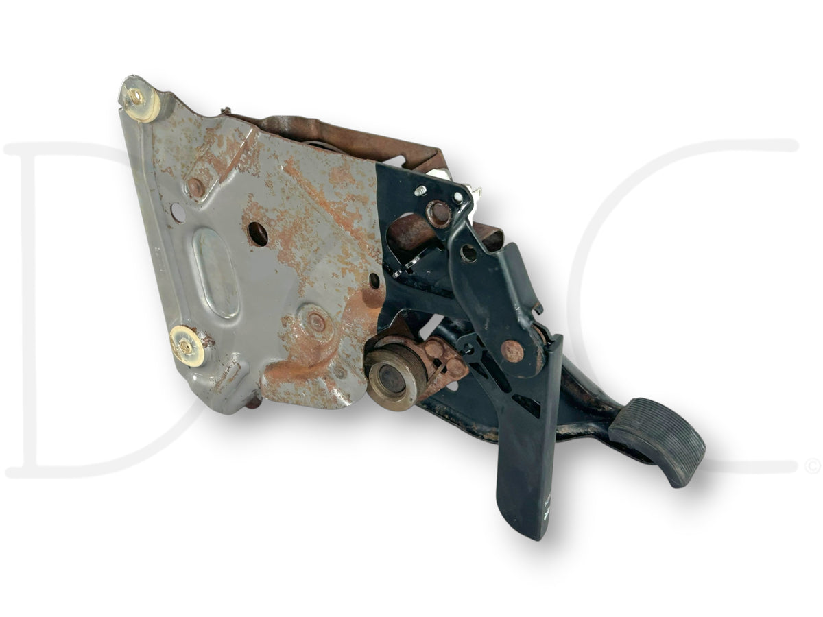 99-01 Ford F250 F350 Emergency Parking Brake Pedal Hood Release Lever OEM