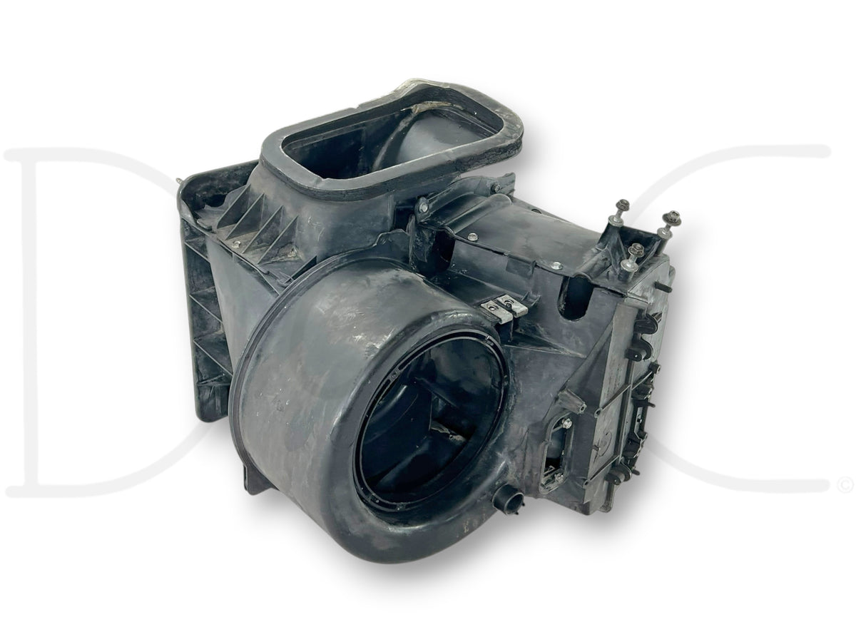 99-02 Ford F250 F350 HVAC Exterior Under Hood Air Blower Motor Housing Box OE