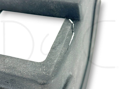99-02 Ford F250 F350 LH Left Driver Battery Cover Box Lid Xc3U-10B717-Ae *Blem*