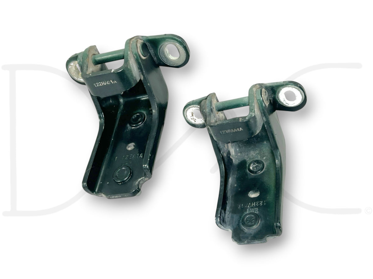 99-07 Ford F250 F350 RH Right Passenger Rear Door Hinge Set Upper Lower Hinges