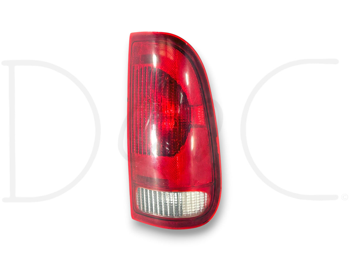 99-07 Ford F250 F350 RH Right Passenger Taillight Tail Light OEM F85B-13B504-C