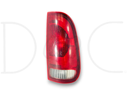 99-07 Ford F250 F350 RH Right Passenger Taillight Tail Light OEM F85B-13B504-C