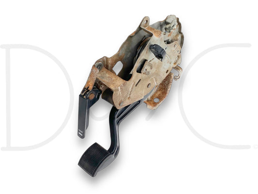 05-07 Ford F250 F350 Emergency Parking Brake Pedal Assembly E Brake OEM