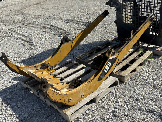 Cat 226B 226B2 Skid Steer Loader Arm Frame 295-7075