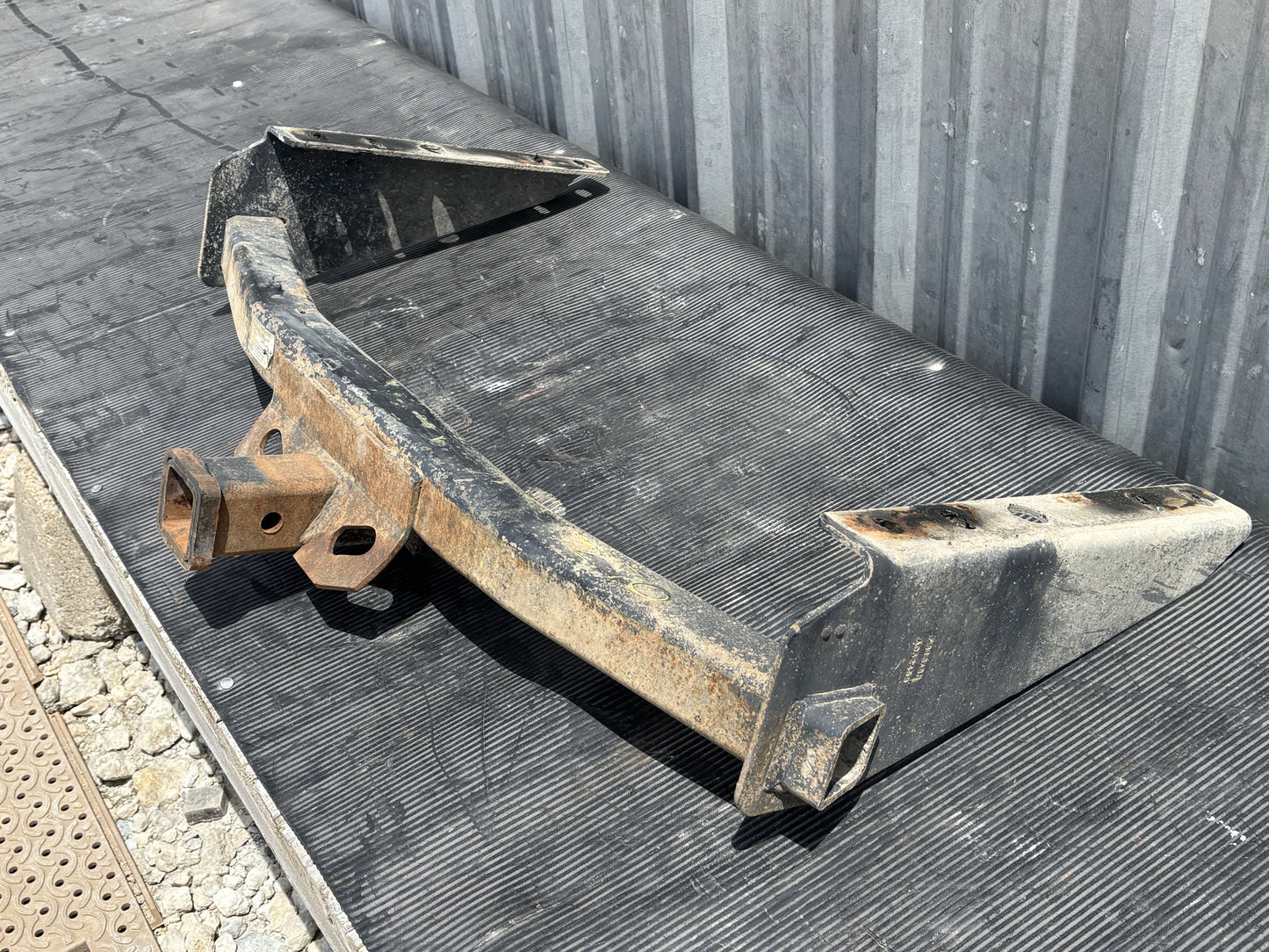 99-07 Ford F250 F350 Receiver Hitch 2" OEM