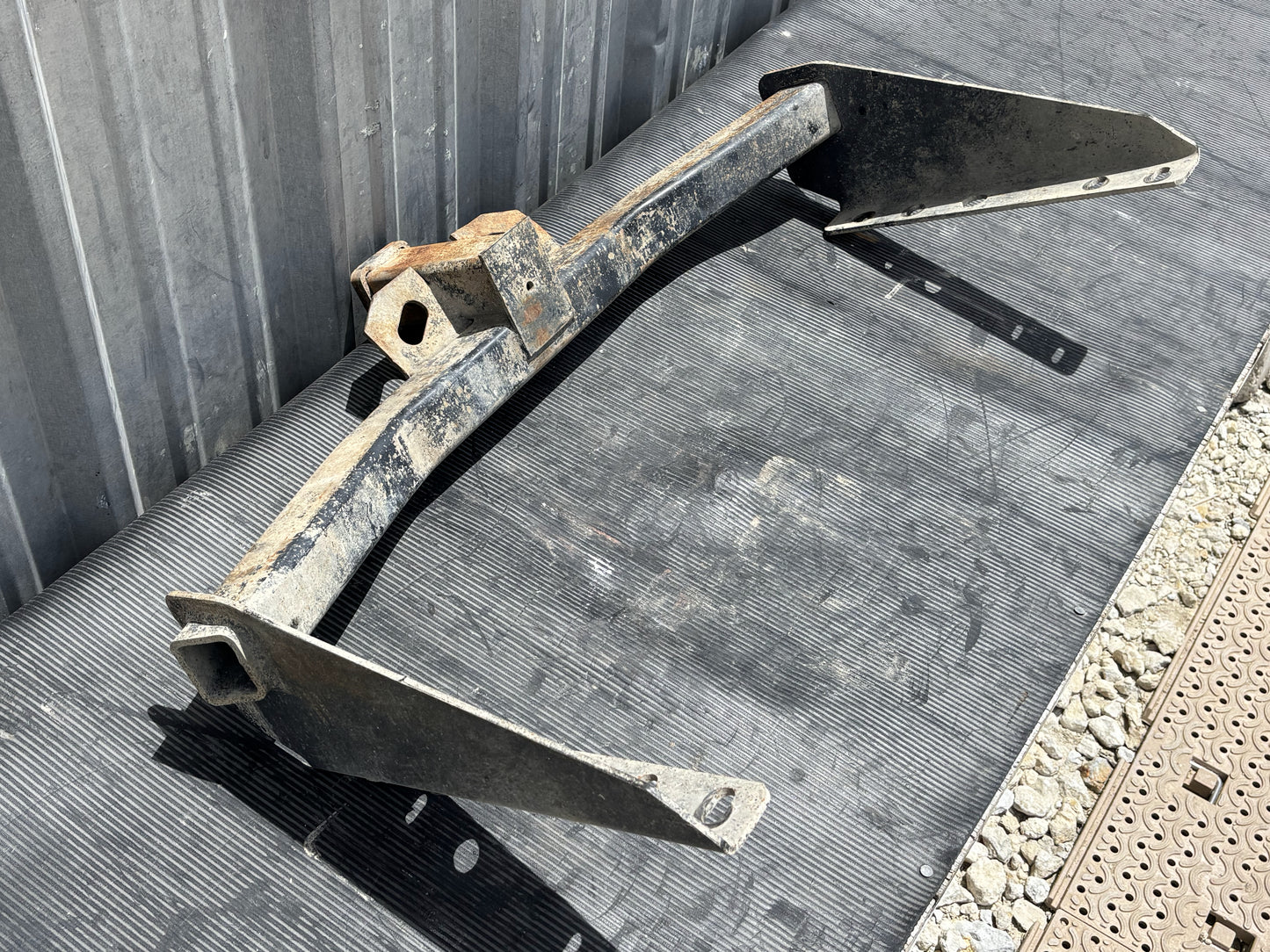 99-07 Ford F250 F350 Receiver Hitch 2" OEM