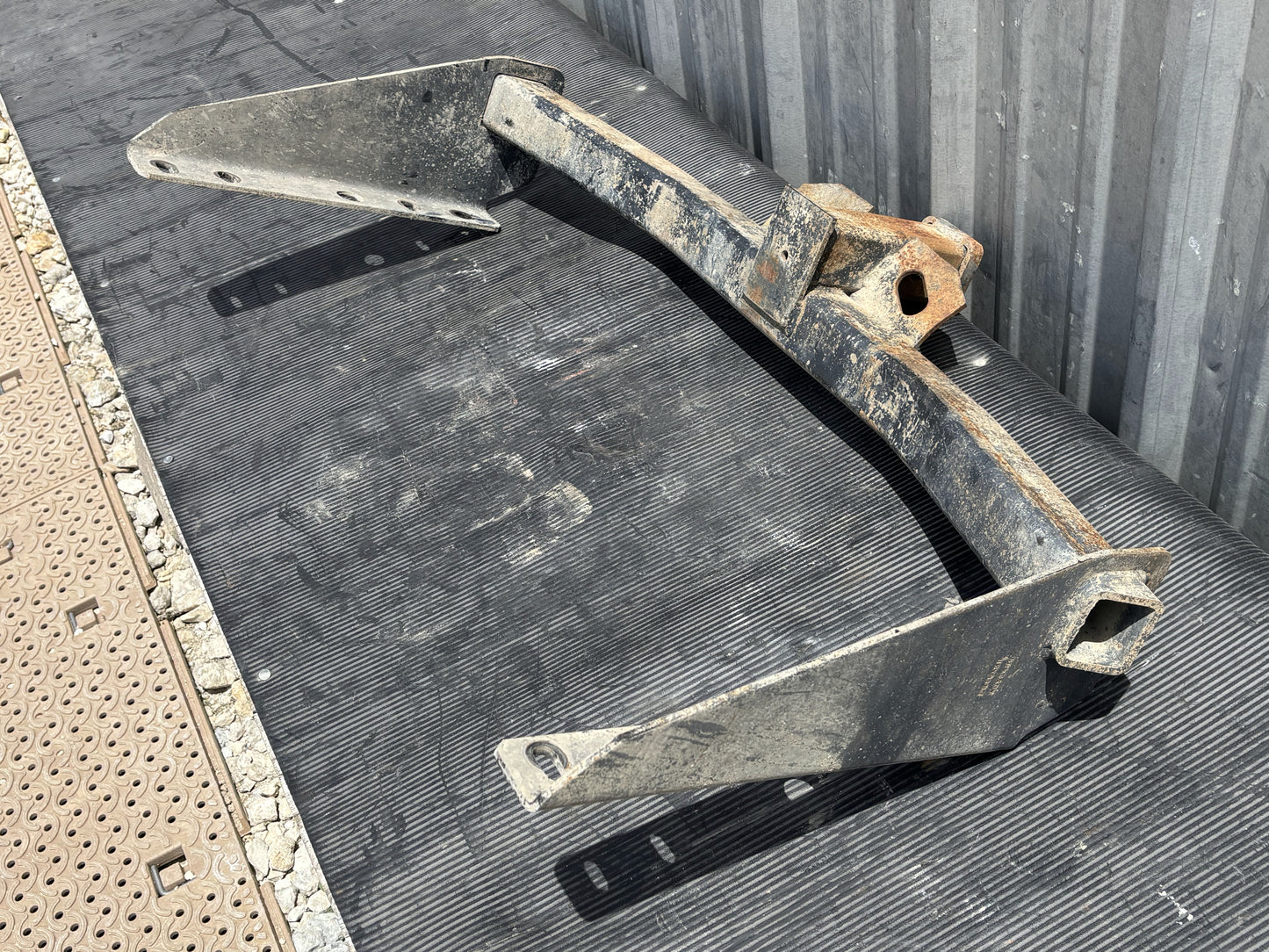 99-07 Ford F250 F350 Receiver Hitch 2" OEM
