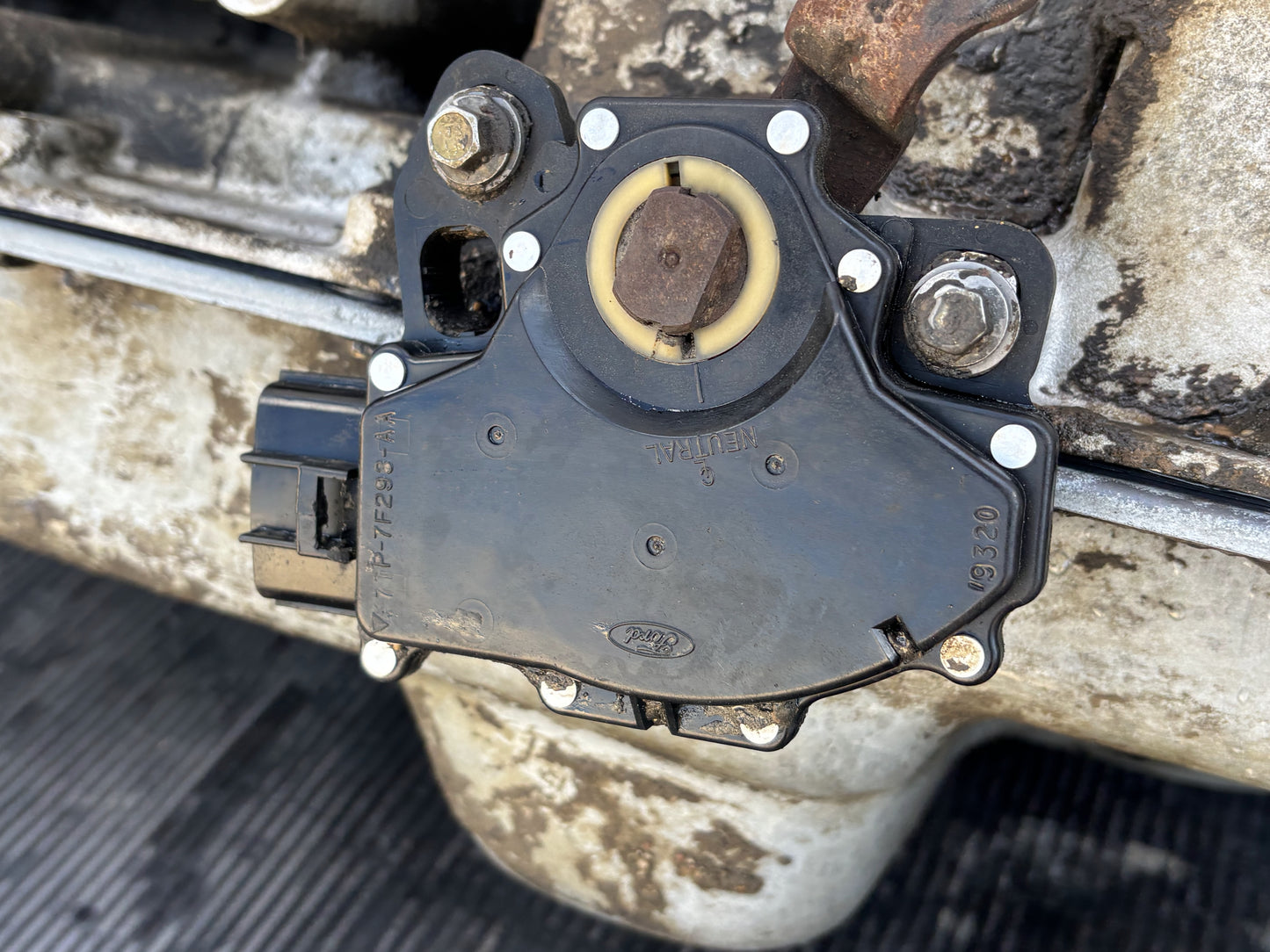 99-01 Ford F250 F350 7.3L 4R100 Automatic Transmission 2WD