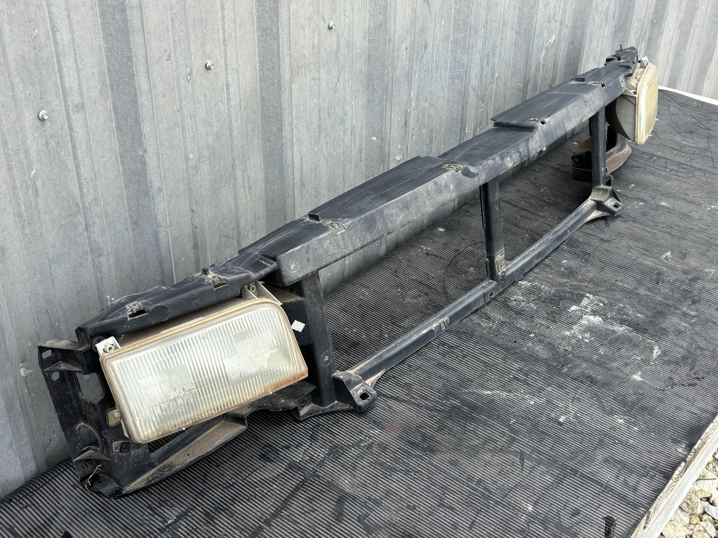 92-97 Ford F250 F350 Front Header Panel