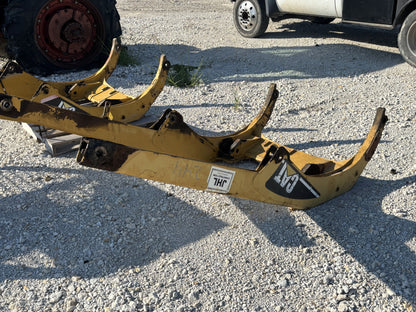 Cat 226 226B Skid Steer Loader Arm Frame 142-8798