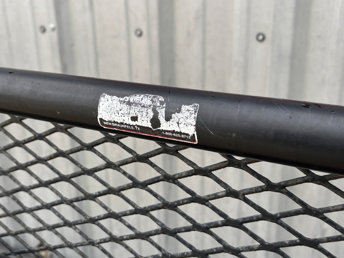 05-07 Ford F250 F350 Front Grill Brush Guard Black