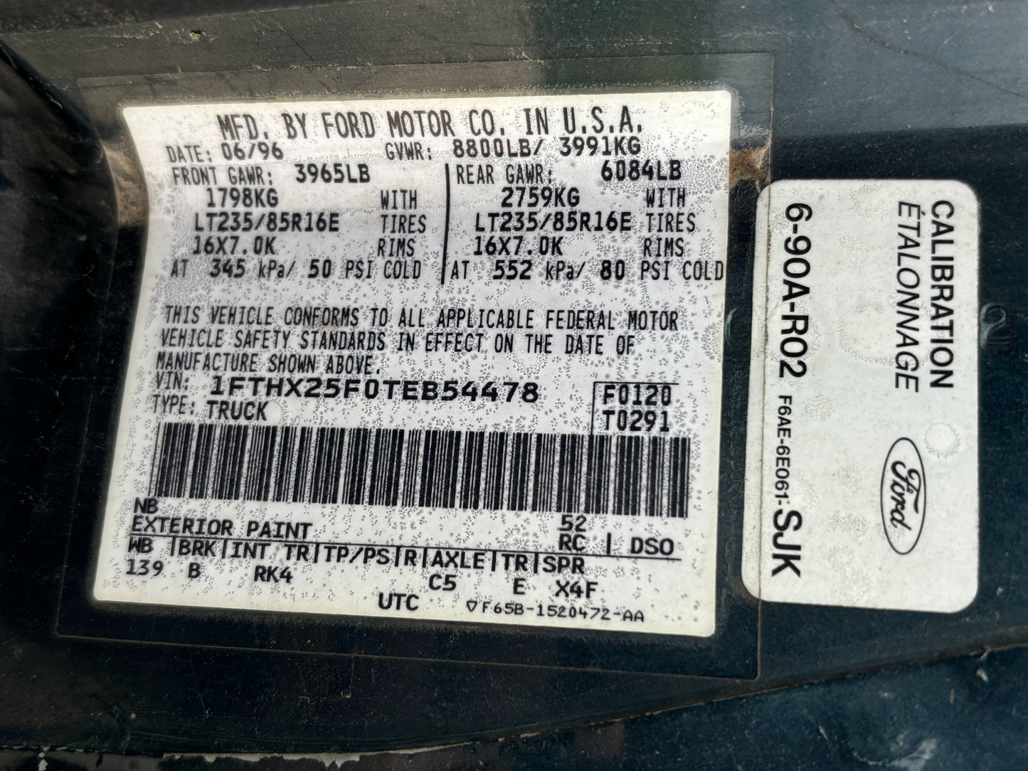 94-97 Ford F250 F350 Hood Nb Green