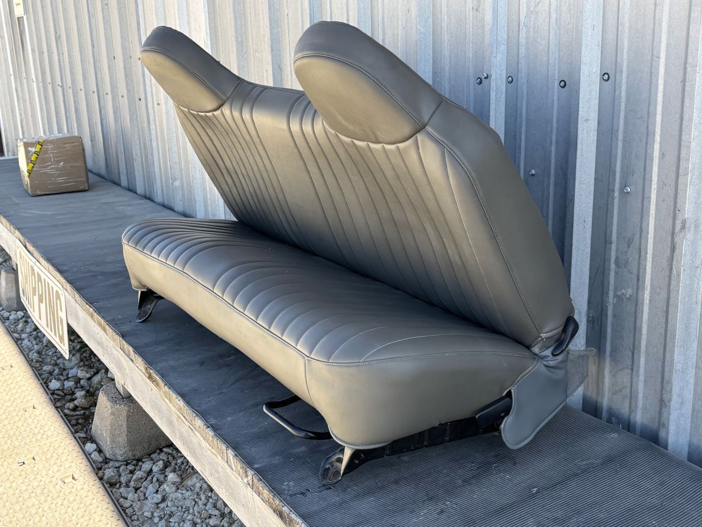 99-10 Ford F250 F350 Front Bench Seat Gray Vinyl