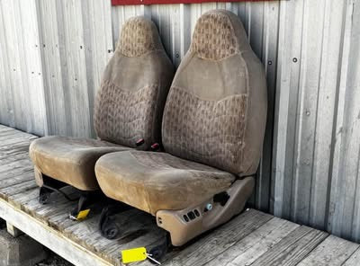 99-00 Ford F250 F350 Front Seat Set LH & RH Tan Cloth
