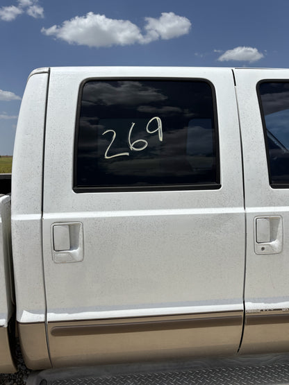 99-07 Ford F250 F350 Rear RH Right Passenger Crew Cab Door Z1 White / Aq Tan Pwr