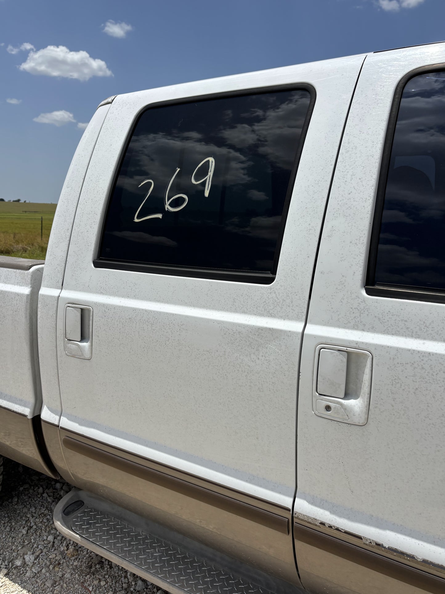 99-07 Ford F250 F350 Rear RH Right Passenger Crew Cab Door Z1 White / Aq Tan Pwr