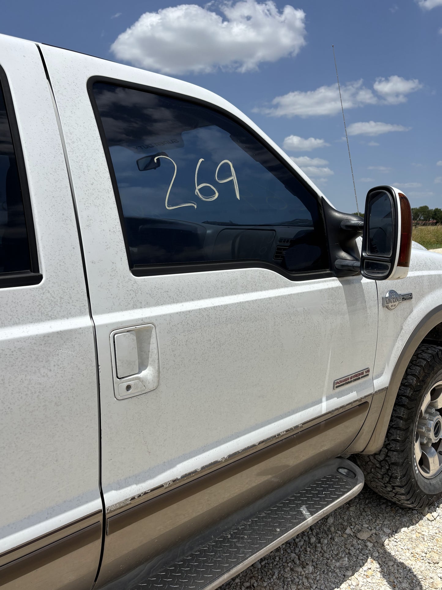 99-07 Ford F250 F350 Front RH Right Passenger Door Z1 White / Aq Tan Electric