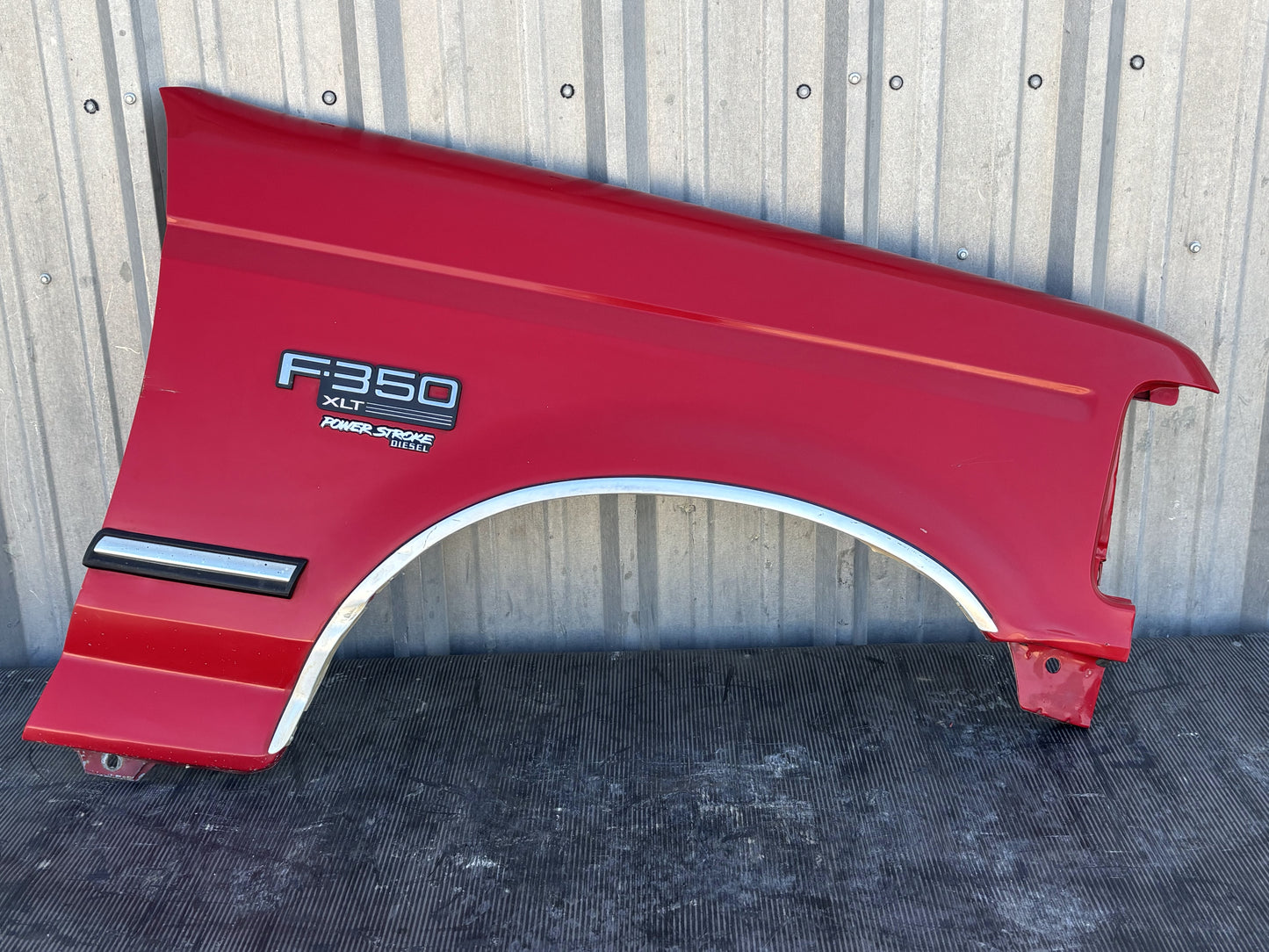 92-97 Ford F250 F350 Front Fender RH Right Passenger E4 Red