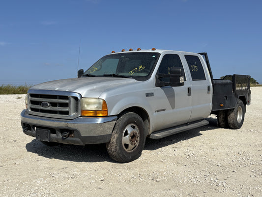 99-07 Ford F250 F350 Front RH Right Passenger Door Z3 Silver Electric