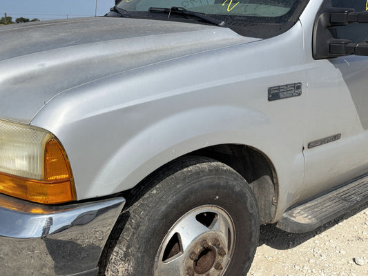 99-07 Ford F250 F350 Front Fender LH Left Driver Z3 Silver