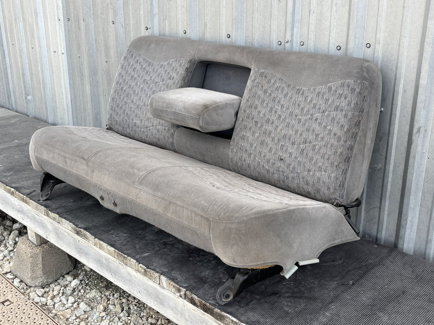 99-04 Ford F250 F350 Crew Cab Rear Bench Seat Gray Cloth