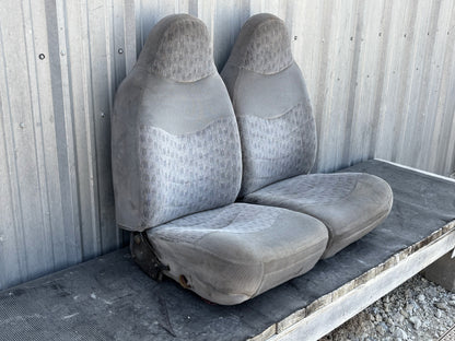 99-07 Ford F250 F350 Front Seat Set LH & RH Gray Cloth