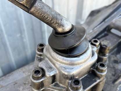 99-02 Ford F250 F350 7.3 7.3L Diesel ZF6 ZF-6 Manual Transmission 2WD 2X4 S6-650