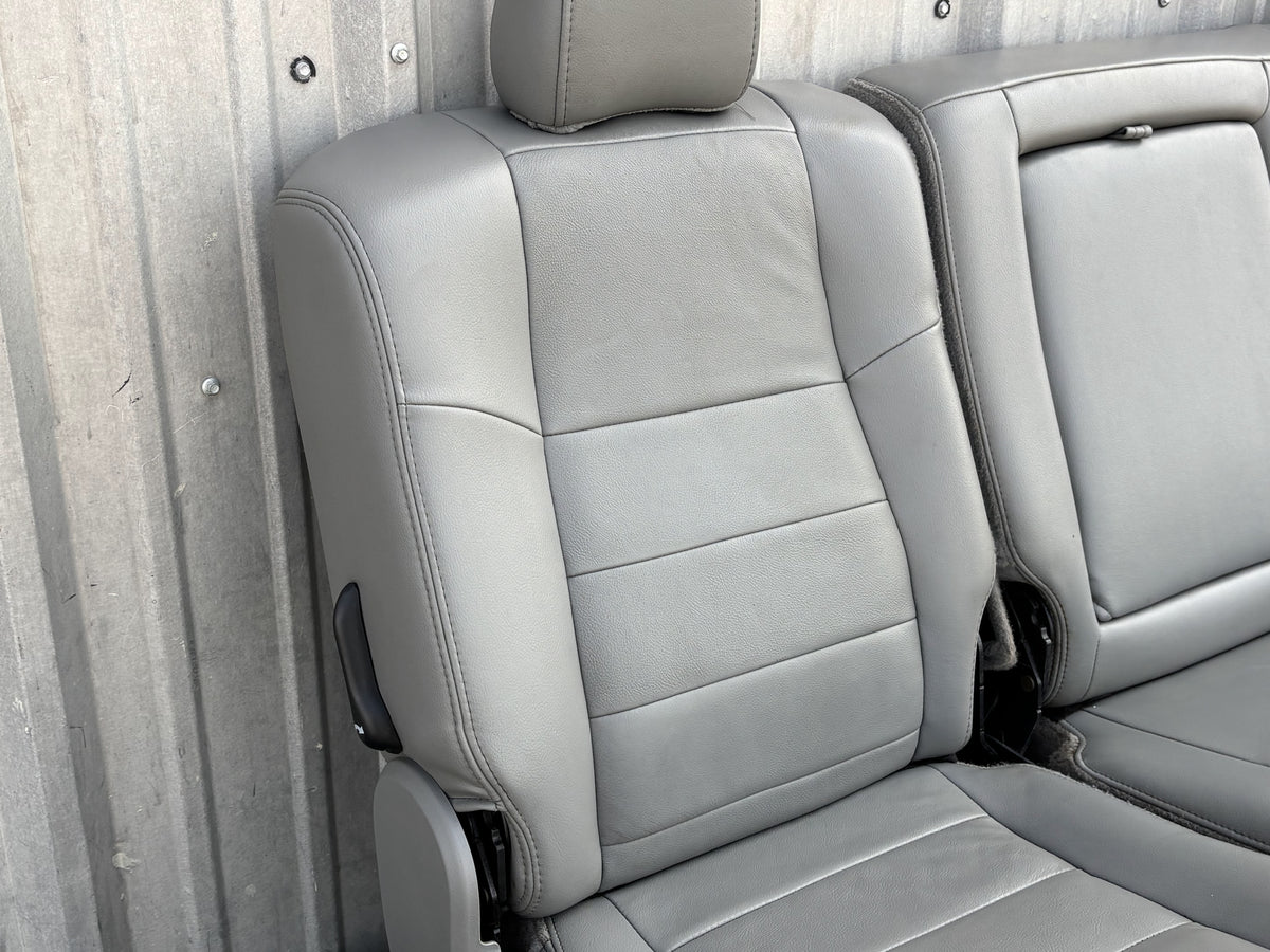 03-07 Ford F250 F350 Crew Cab Rear Back Bench Seat 60/40 Gray Leather OEM