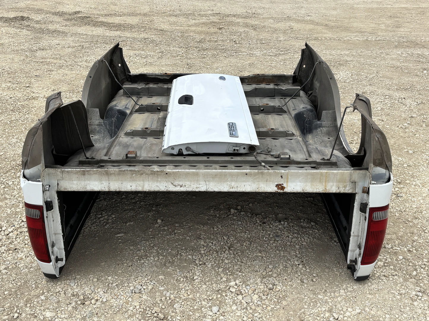 99-07 Ford F250 F350 Long Bed Z1 White AQ Tan
