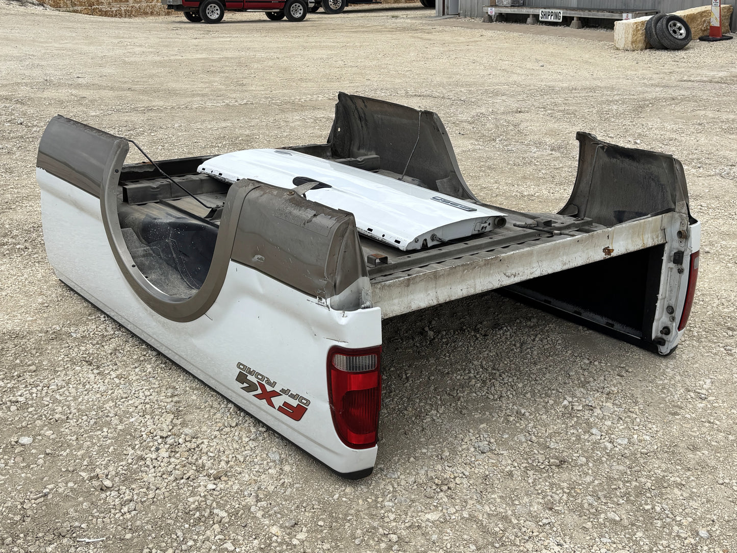 99-07 Ford F250 F350 Long Bed Z1 White AQ Tan