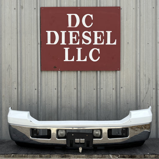 05-07 Ford F250 F350 Front Bumper Chrome W/ White Cap W/ Fog Lights