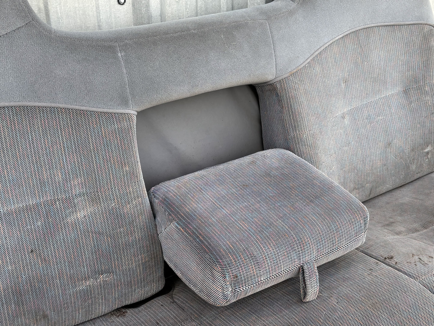 92-96 Ford F150 F250 97 F350 Manual Bench Seat W/ Armrest Opal Gray Cloth