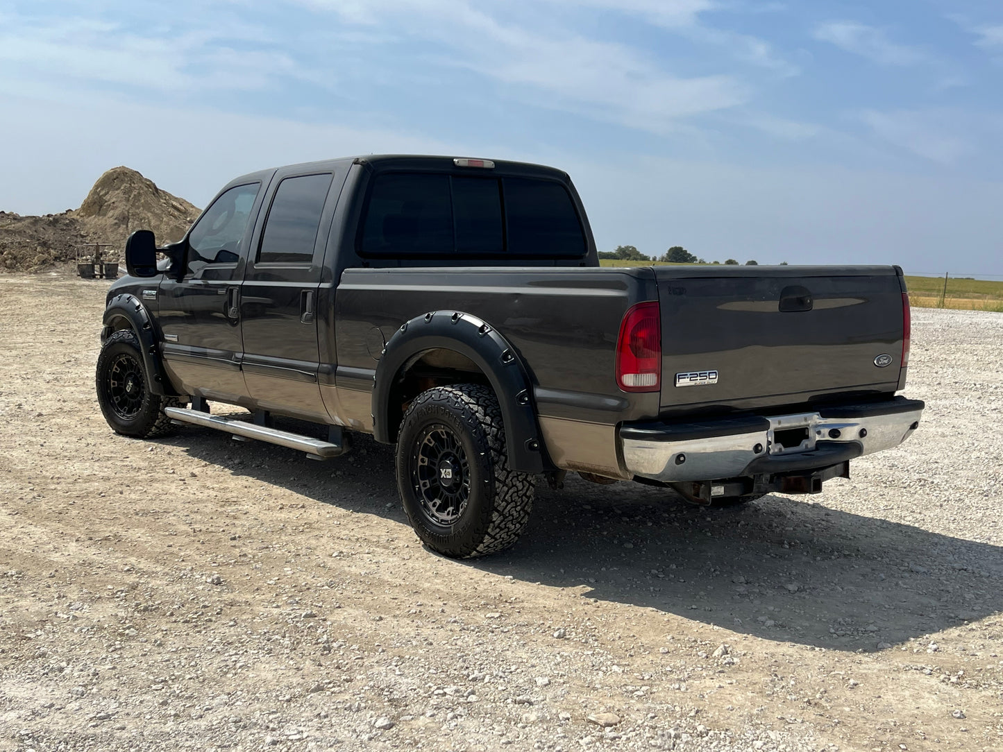 2005-2007 Ford F250 F350 Rear Bumper W/ Park Assist