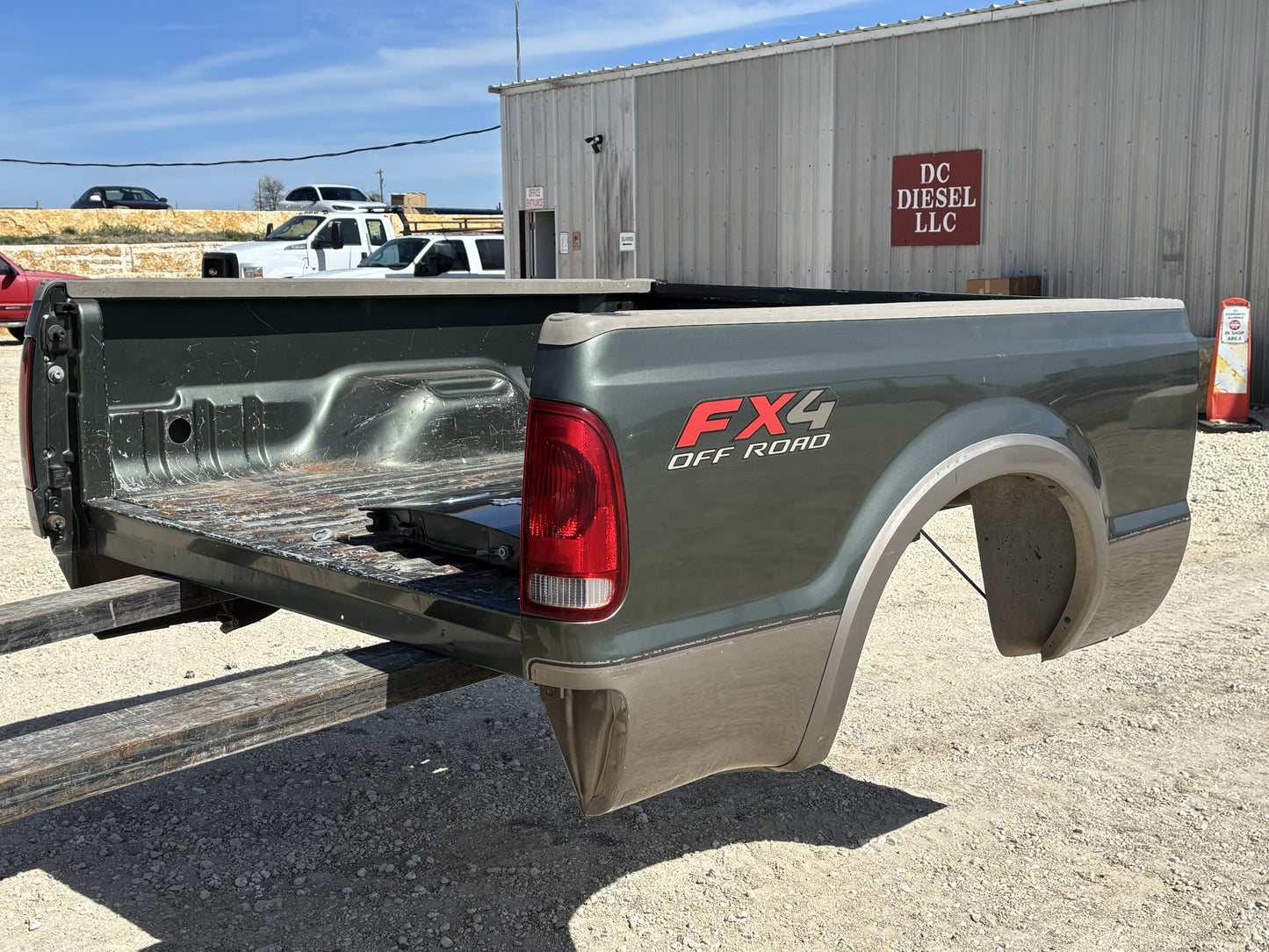 99-10 Ford F250 F350 King Ranch Short Bed St Green / Aq Tan