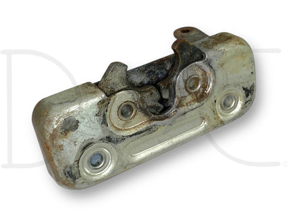 1976 International IH 1086 Tractor LH Left Door Latch Assembly 111471C1