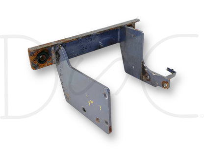 Gehl Sl 4840 Skid Steer Loader Front Motor Mount Engine Bracket 186052