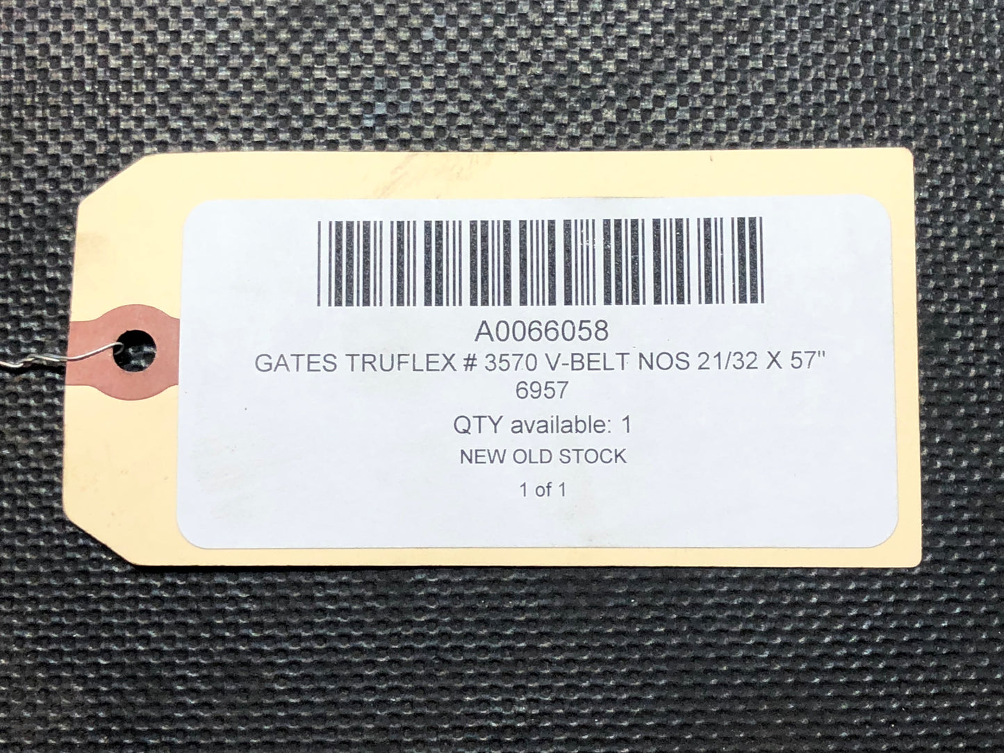 Gates Truflex # 3570 V-Belt NOS 21/32 X 57" 6957