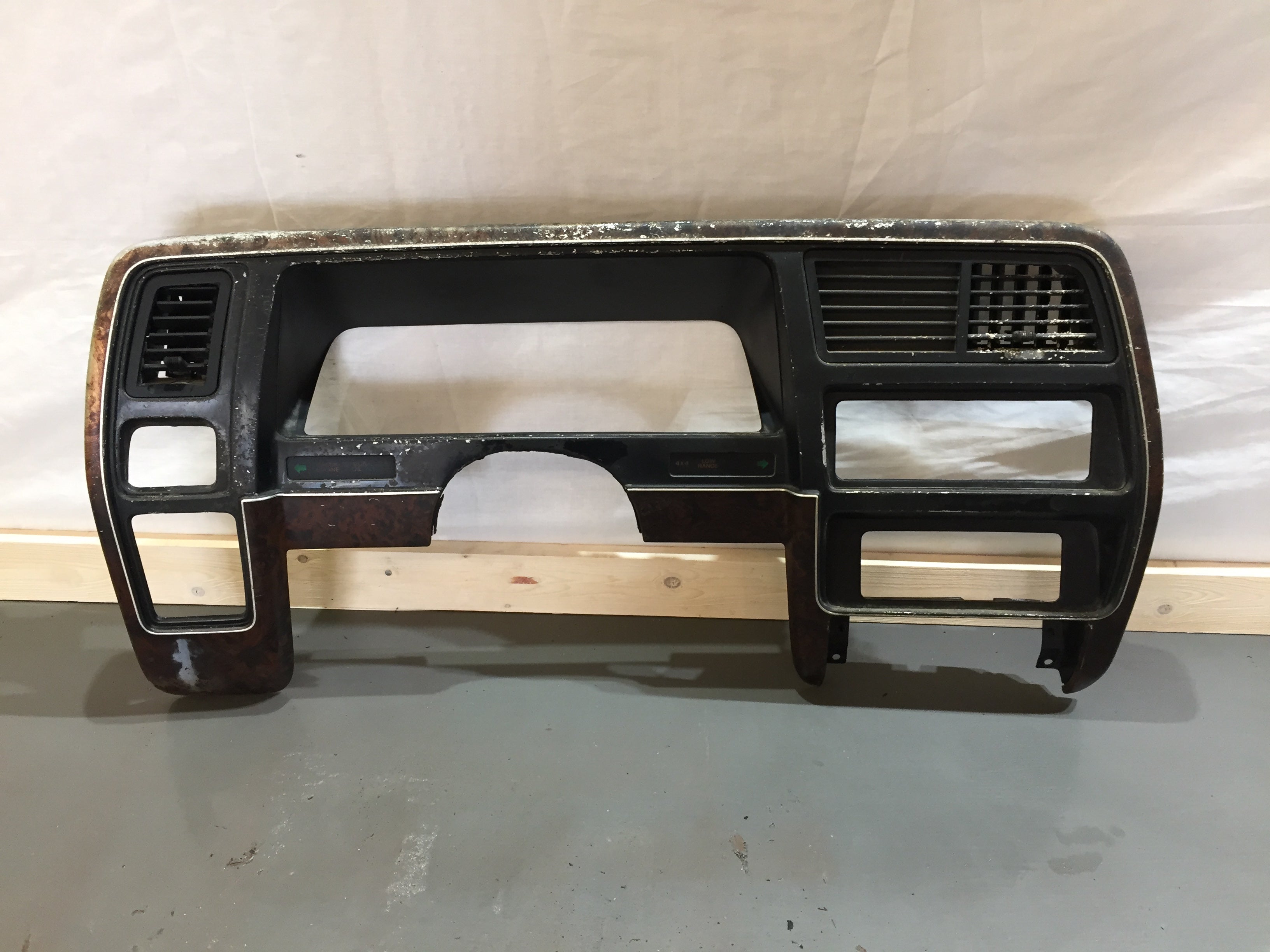 1989 Ford Ranger Dash Bezel Wood Grain – DC Diesel LLC